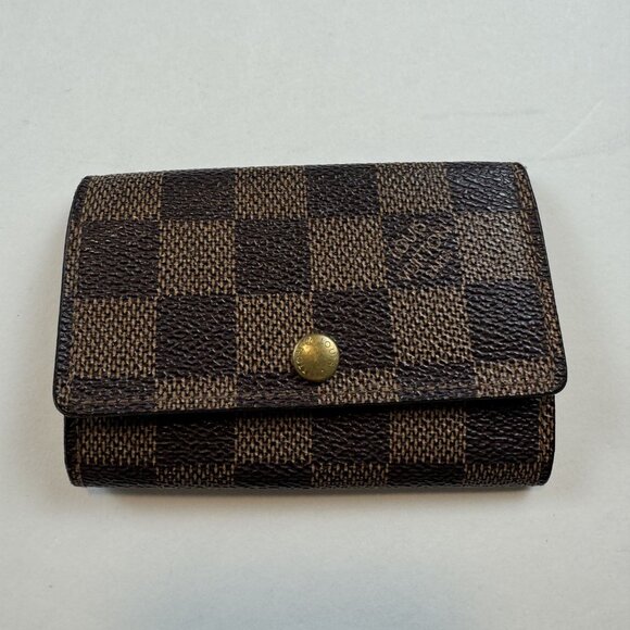 Louis Vuitton Accessories - Louis Vuitton Keyholder